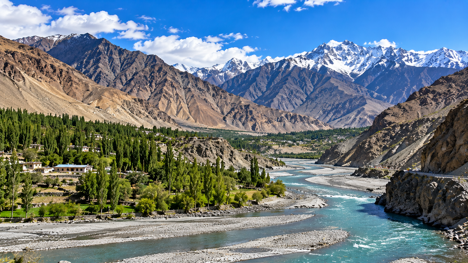 Amazing Ladakh With Turtuk Excursion – Ultimate Himalayan Adventure